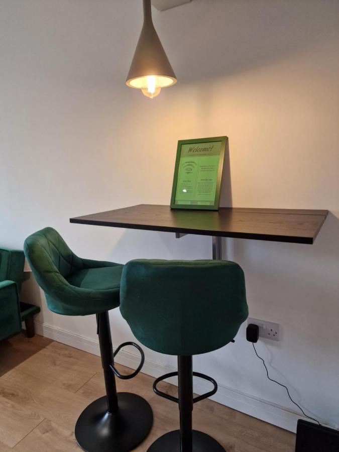 Balco Sherwood Apartment - 2 Bedrooms, 5 Beds - Sky Tv And Internet Nottingham Exteriör bild