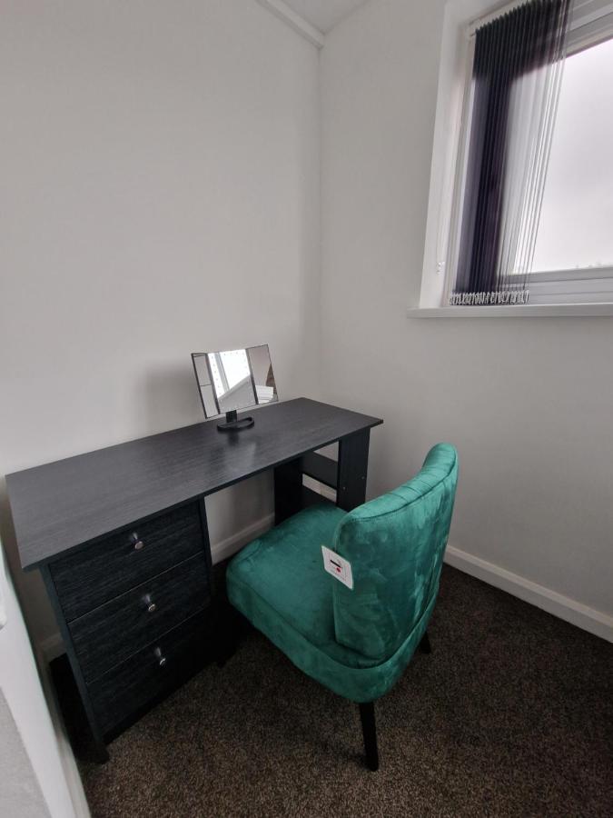 Balco Sherwood Apartment - 2 Bedrooms, 5 Beds - Sky Tv And Internet Nottingham Exteriör bild